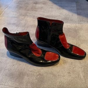 Mosquito Black and Red Booties